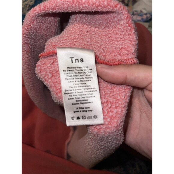 Aritzia TNA Hoodie Women's L Red Faded Oversized Crop Hooded Sweatshirt Raw Hem - Picture 11 of 12
